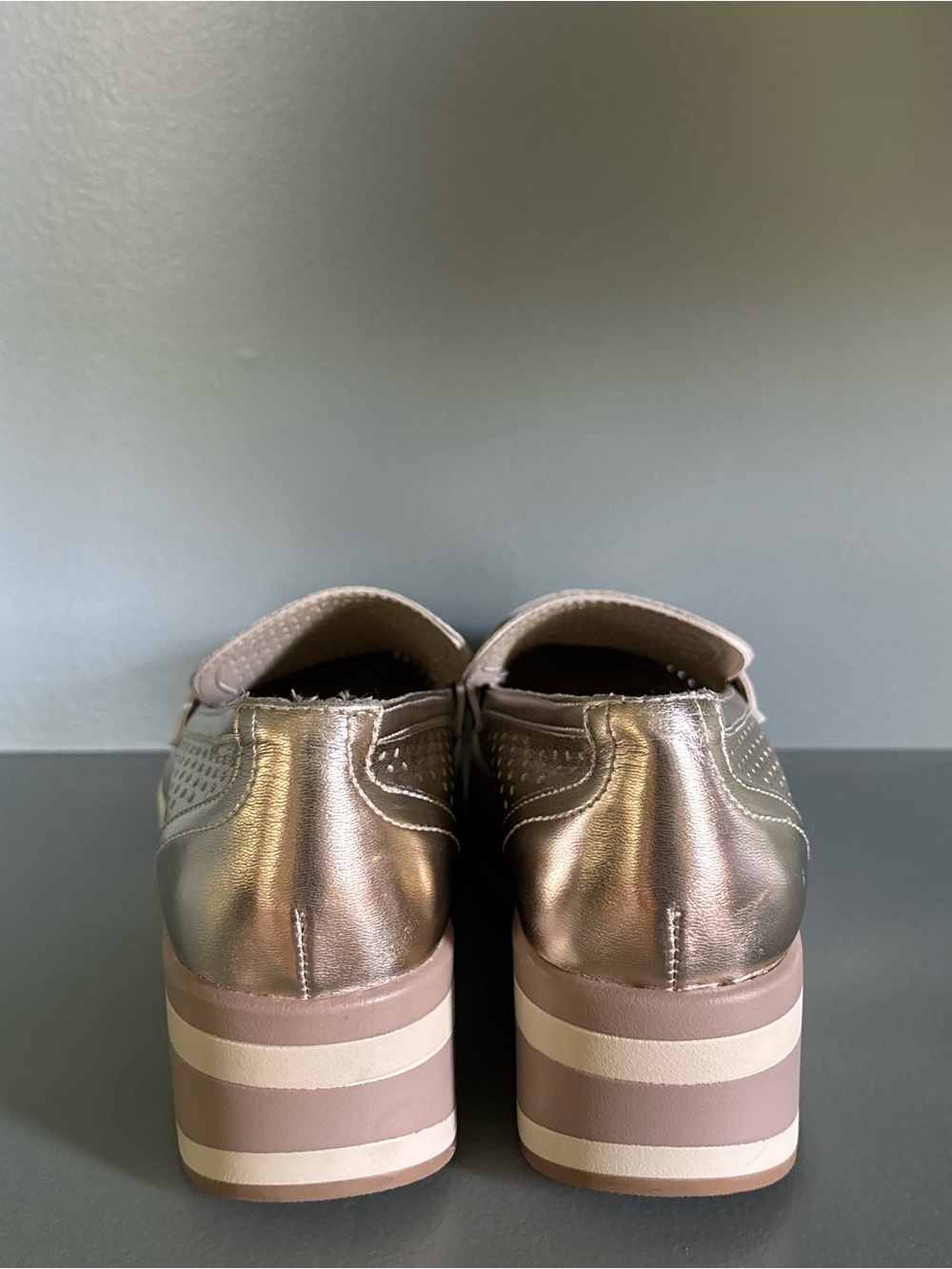 Dolce Vita Janine Metallic Gold Platform Loafers - Women Sz 7M - Picture 6 of 7